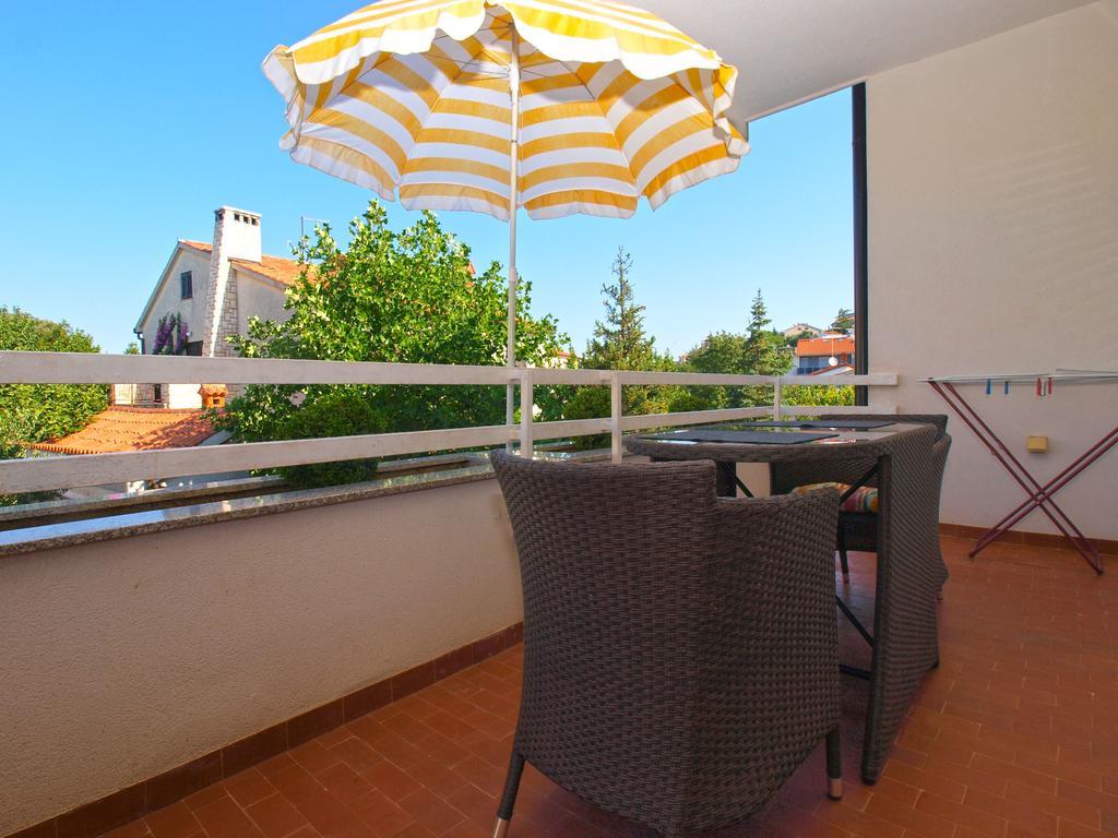 Apartments Zorka 1421 Pjescana Uvala Exterior photo