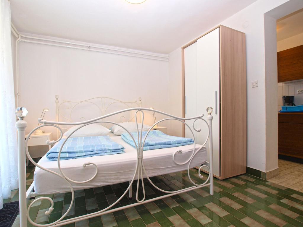 Apartments Zorka 1421 Pjescana Uvala Exterior photo