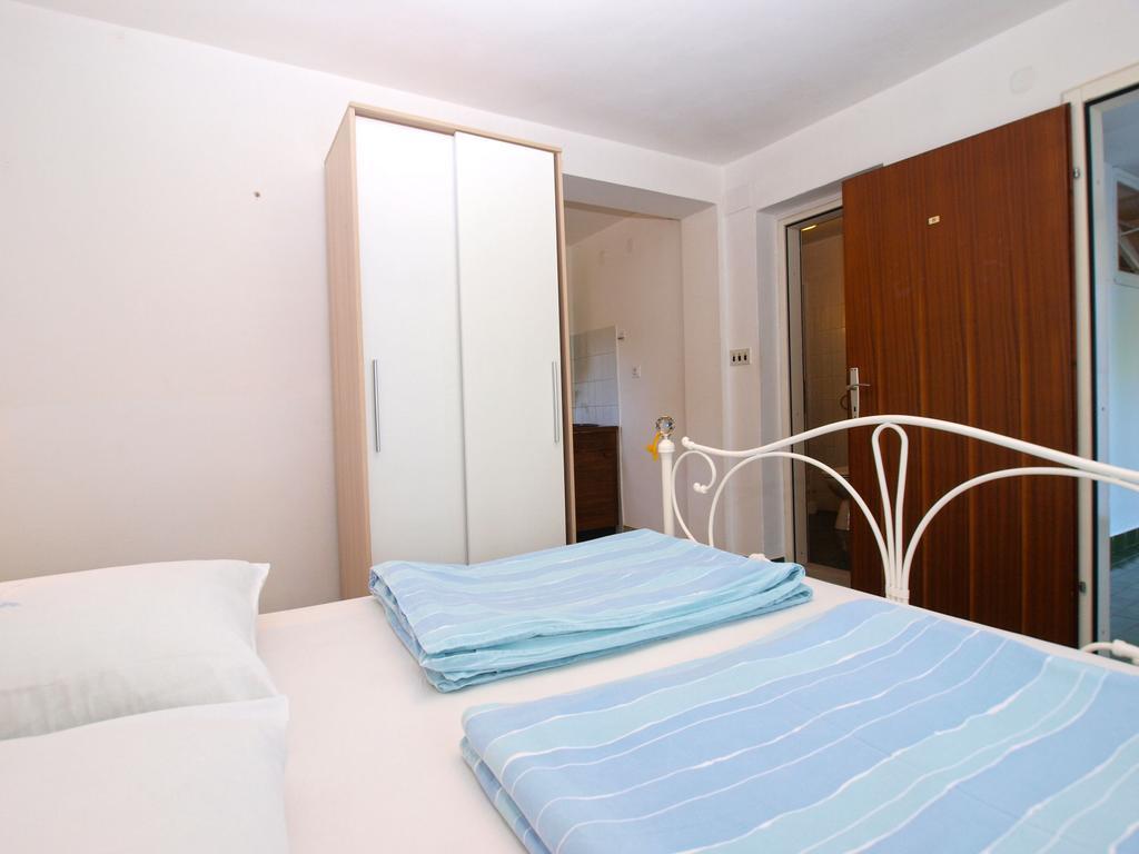 Apartments Zorka 1421 Pjescana Uvala Exterior photo
